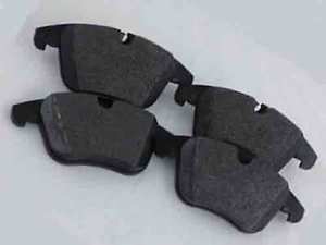 Brakepadset front NEW C2C39929