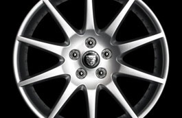 Rear Alloy Wheel 18