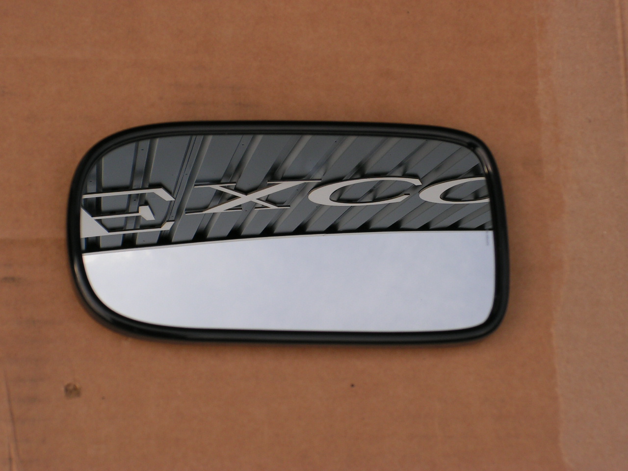 Jaguar XK vanaf 2006 mirror glass right NEW. Not self-dimming.