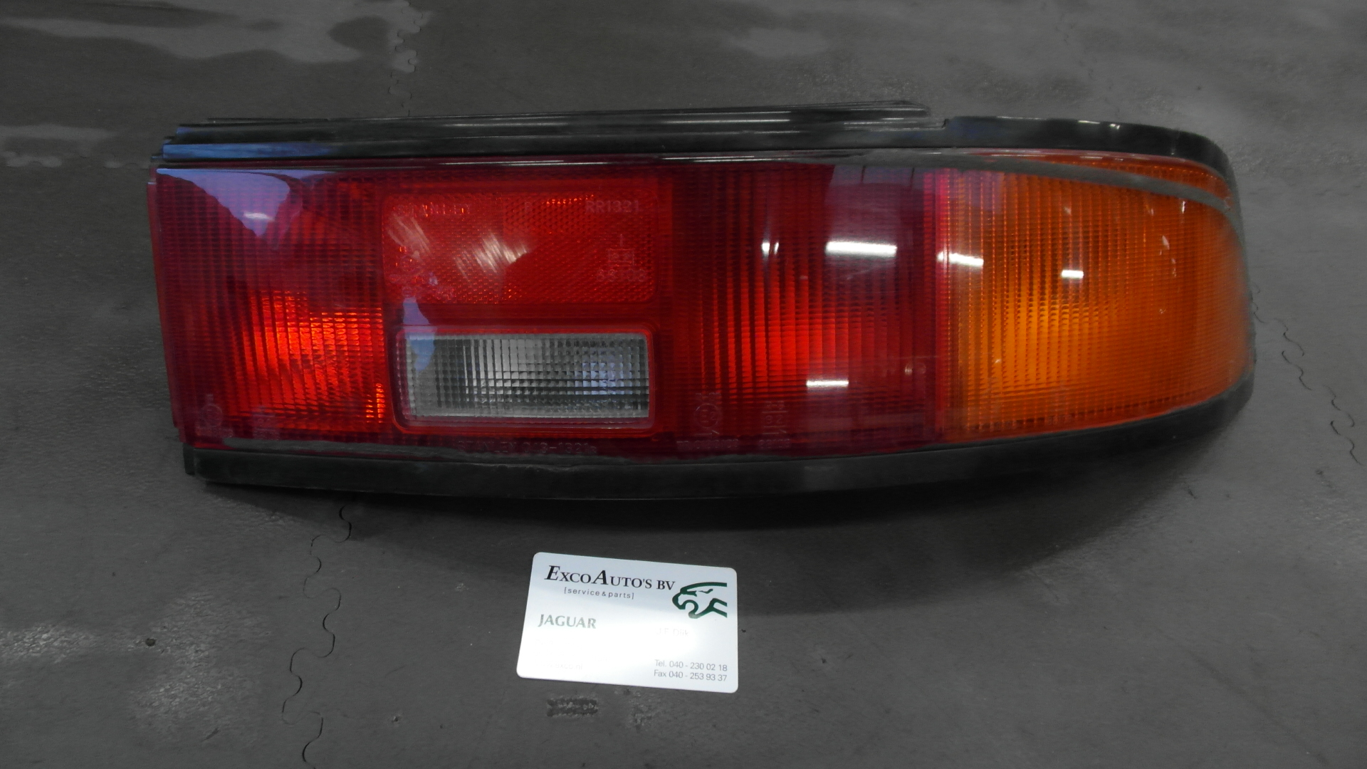 Aston Martin DB7 right backlight 37-81216 USED