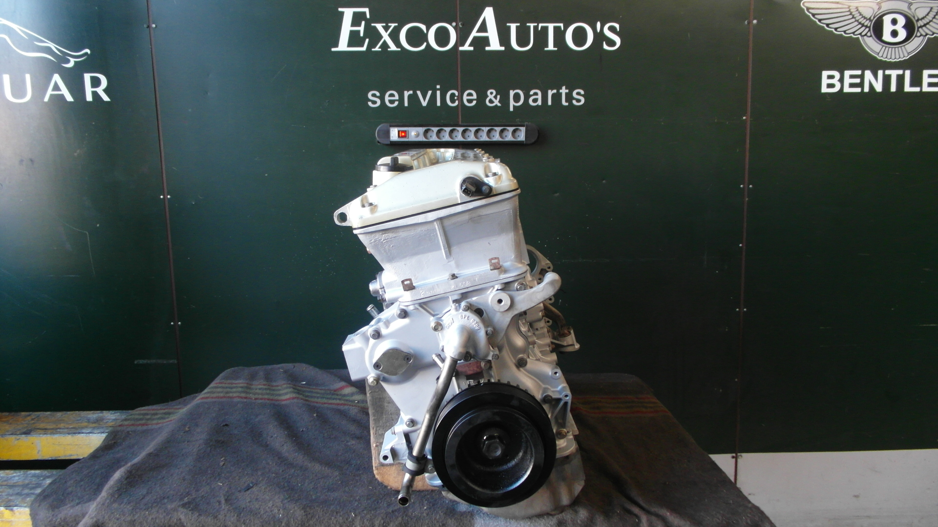 Aston Martin DB7 vanaf 1993-1999 3.2 S/C 6 cylinder Part Number: 14-84376
