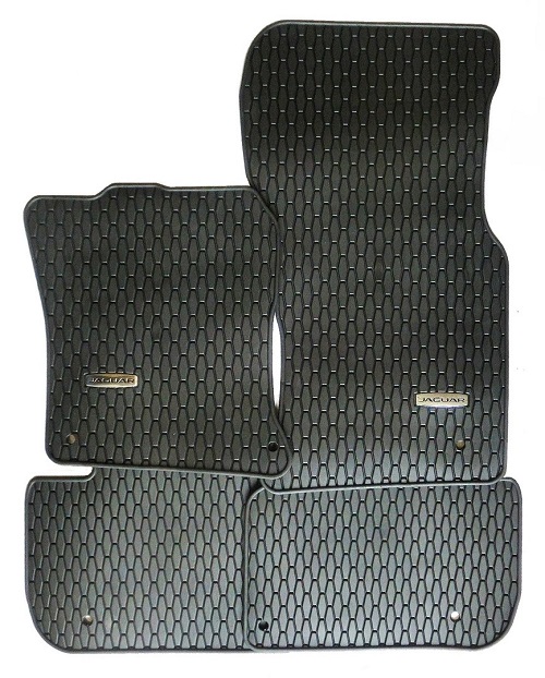 Rubber mats all wheel drive NEW T2H7743