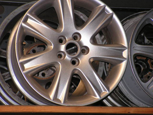 Jaguar X-type 16-Inch Felge