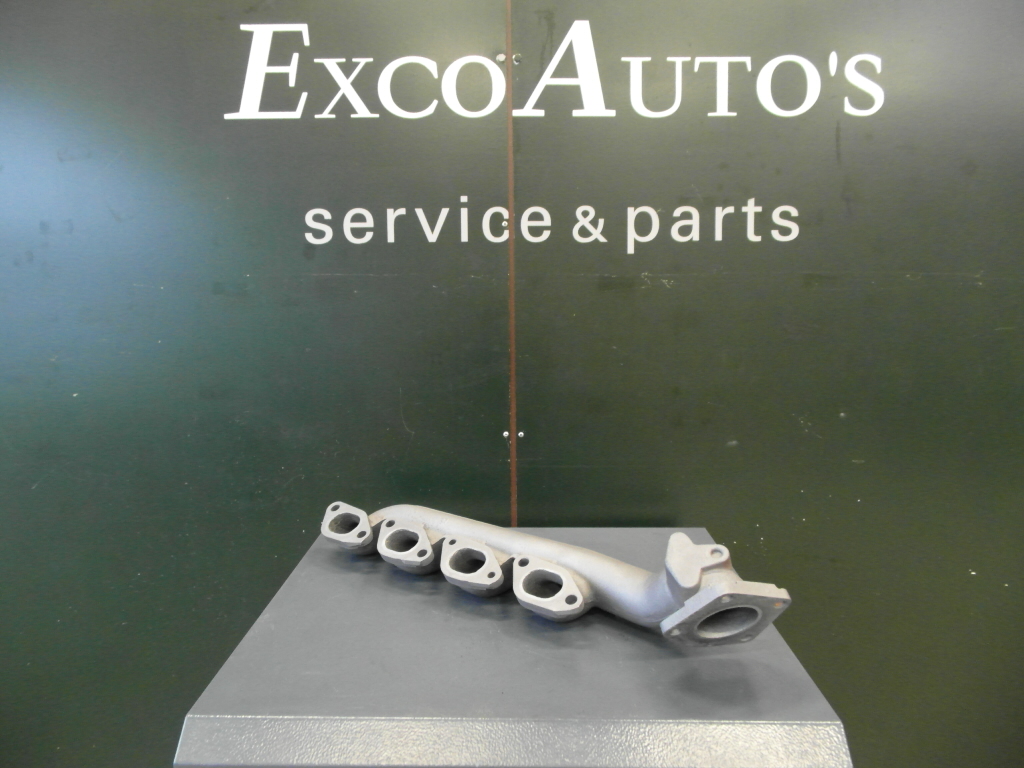 Exhaust manifold without EGR right USED 