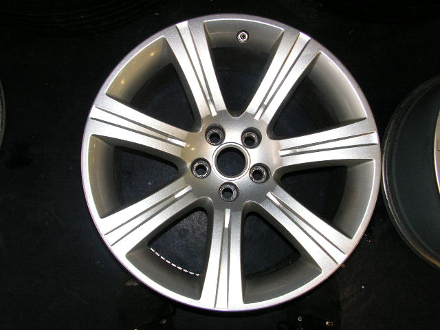 Alloy Wheel Set of 4 18-Inch Venus rims USED