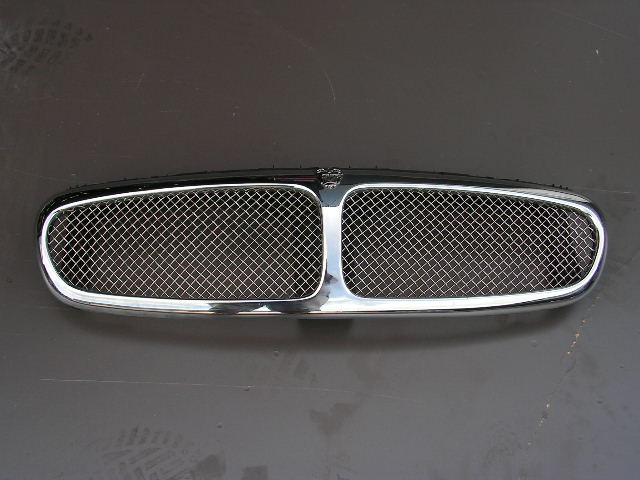 Jaguar X-type wire-gril compleet chroom. GEBRUIKT.