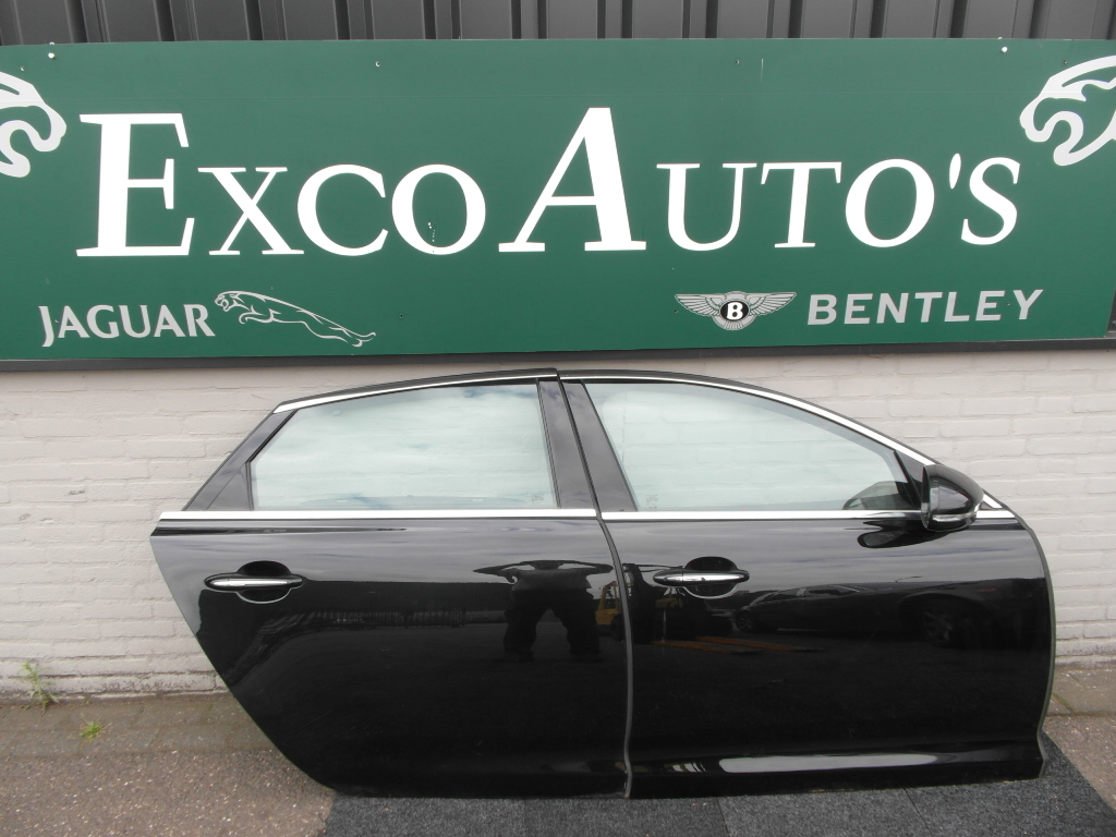 XJ from 2010 Doors right - front USED