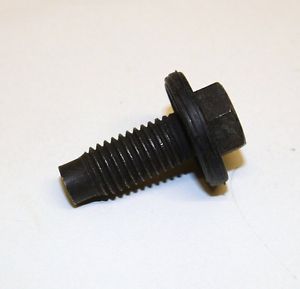 Drain Plug NEW XR820128