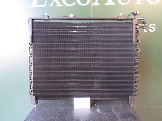 Jaguar  V12 6.0 XJ40  X300  Airco condensor nieuw CCC7532 MMC7390AB