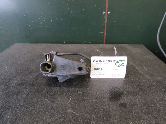 Jaguar XJS Bootlid Latch BEC4568