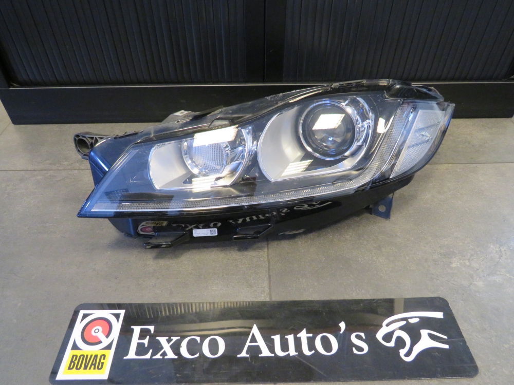 Jaguar all new XF Bi-Xenon headlight left T2H35339 GX6313W030 Used