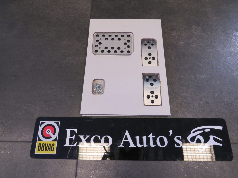 Aston Martin pedalenset 29-85482 Mat nieuw