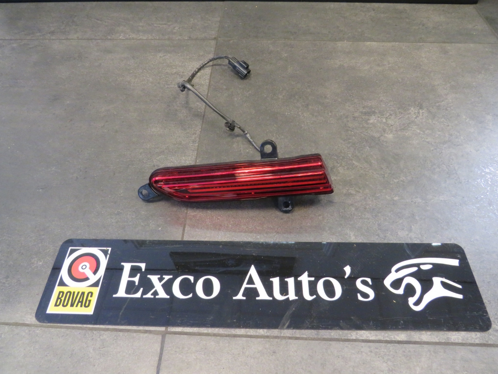 Aston Martin DB11 decklid lamp links HY53138453AC gebruikt
