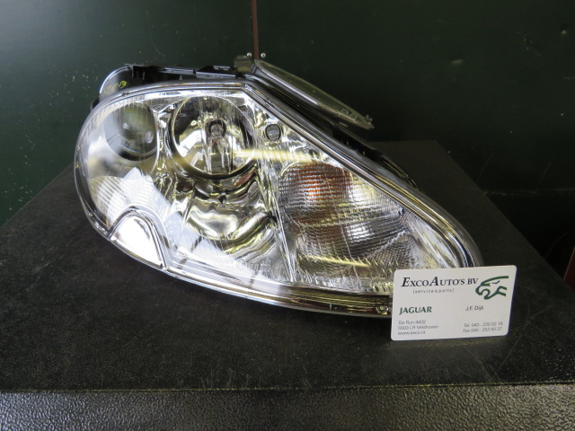 Jaguar XKR/8 Head Light right New