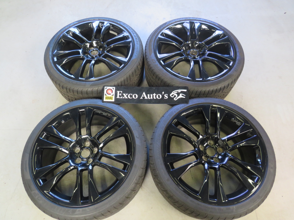 Jaguar XK XKR 20 inch Vulcan Gloss Black C2P22916 en C2P22917set