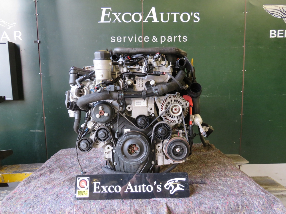 Jaguar 2.0 Turbo benzine motor 300 PK AWD compleet met 21357 KM JDE38926