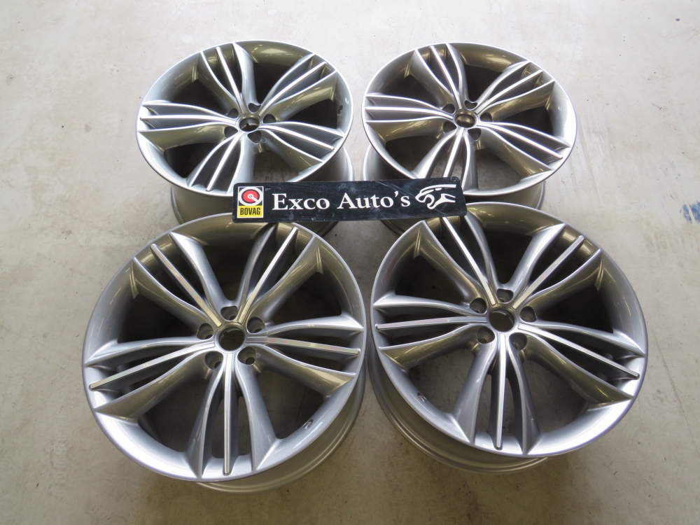 Jaguar XJ 20 inch velgenset Mataiva C2D10951 C2D10952  AW9M1007DA AW9M1007AA Nieuw