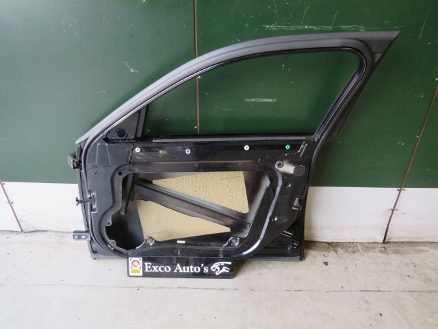 Jaguar Right hand front door Used C2C6266