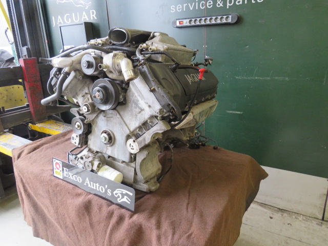 Jaguar 4.2 V8 S/C Motor used 88000km AJ82458