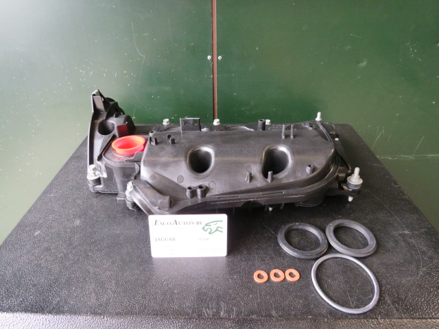 Jaguar Induction manifold C2S52794 Right side with mounting kit all 3.0D engine