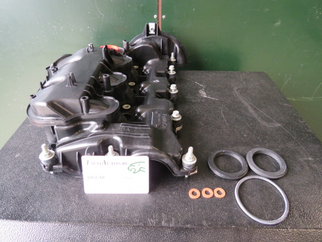 Jaguar Kleppendeksel Rechts C2S52794 alle 3.0D motoren met montage set