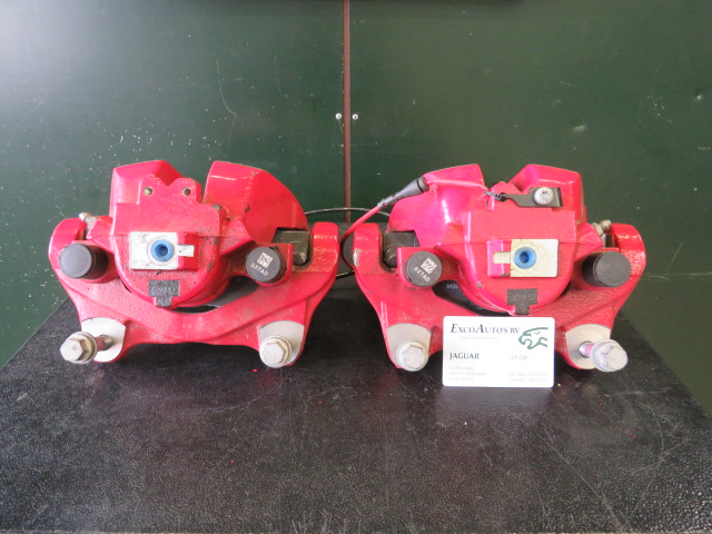 Jaguar Red Caliper set T4N7530 T4N7531 Used