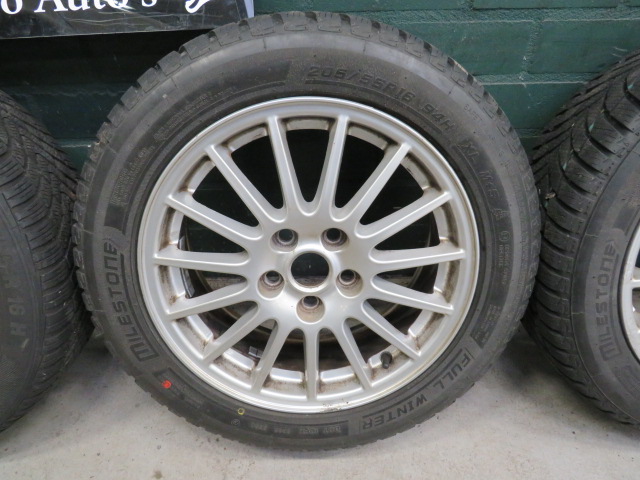 Jaguar X-Type 16 inch Antaris velgen met winterbanden C2S46849