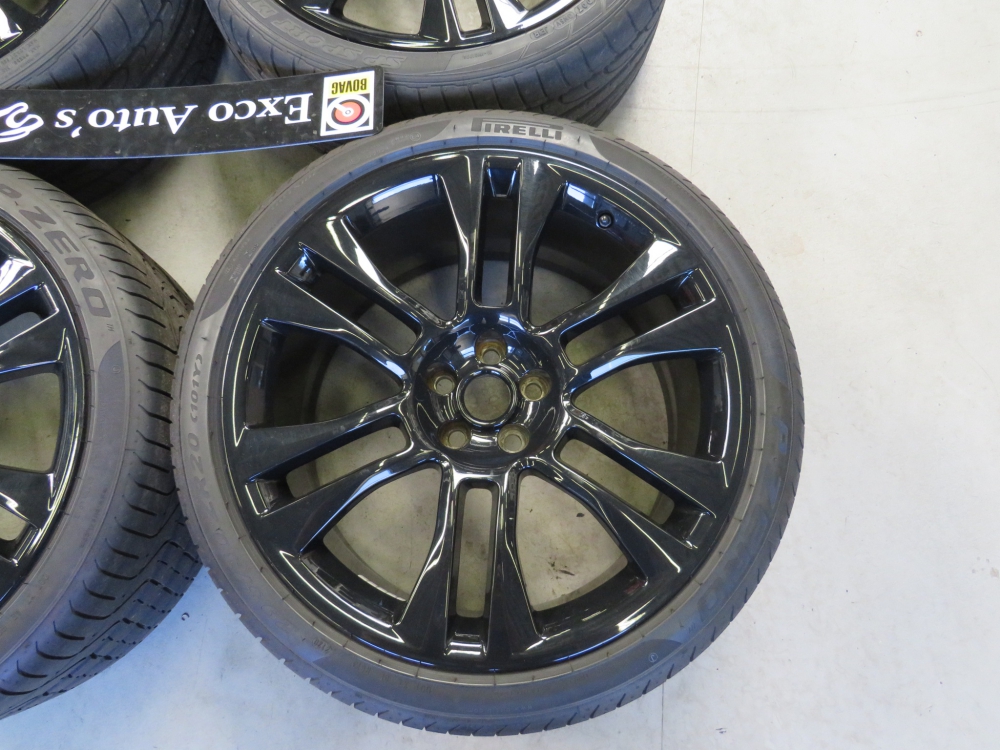 Jaguar XK XKR 20 inch Vulcan Gloss Black C2P22916 en C2P22917 set