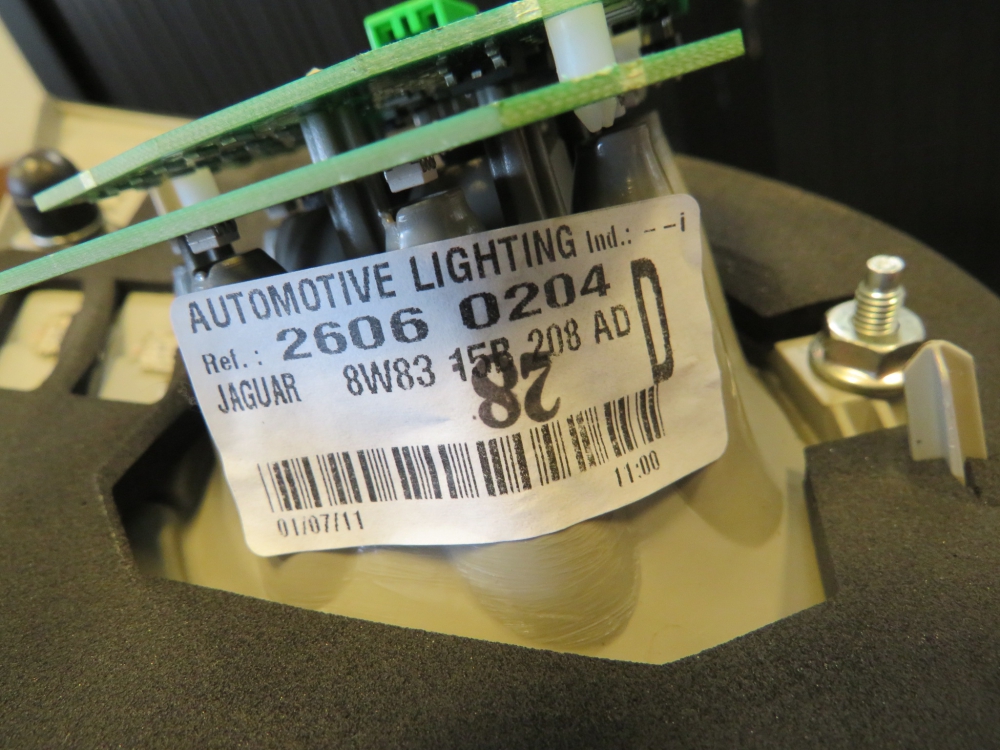 Jaguar XK achterlichtset vanaf 2009 LED Vanaf B32753