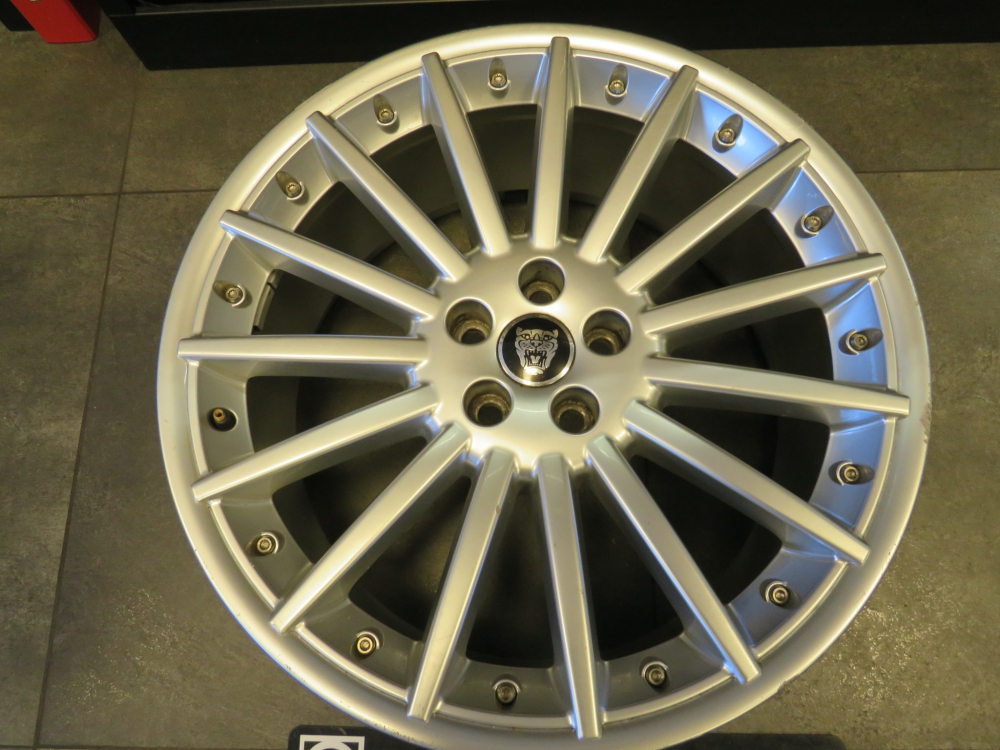 Jaguar 20 inch Sepang C2C22917 Gebruikt
