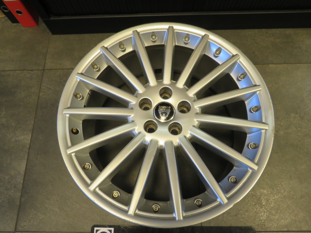 Jaguar 20 inch Sepang C2C22917 Gebruikt