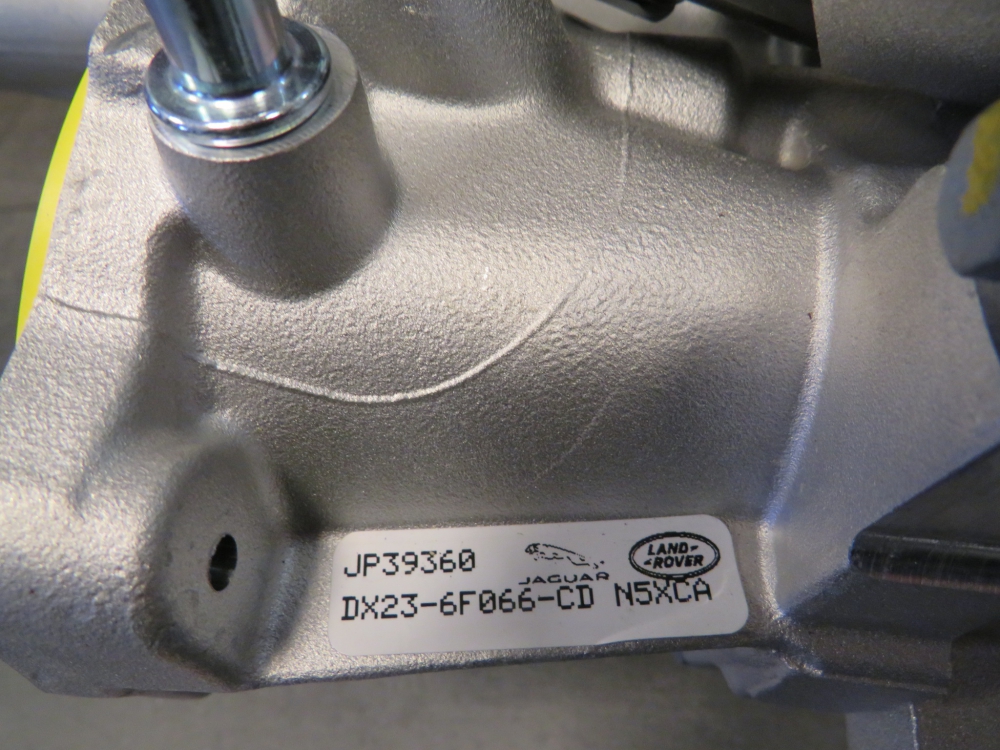 Land/ Range Rover 3.0 V6 Kompressor LR088996 LR041659 LR065480 DX236F066CD Neu