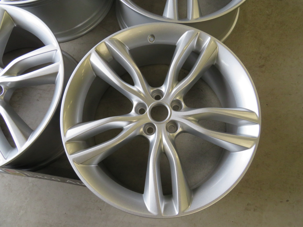 Jaguar 20 inch Star Alloywheelset 8,5JX20 ET49