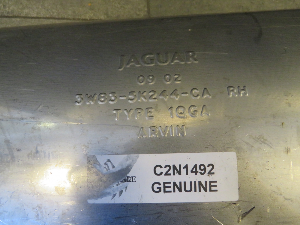 Jaguar XK vanaf 2002 4.2 s/c exhaust muffler right C2N1492 3W835K244CA New