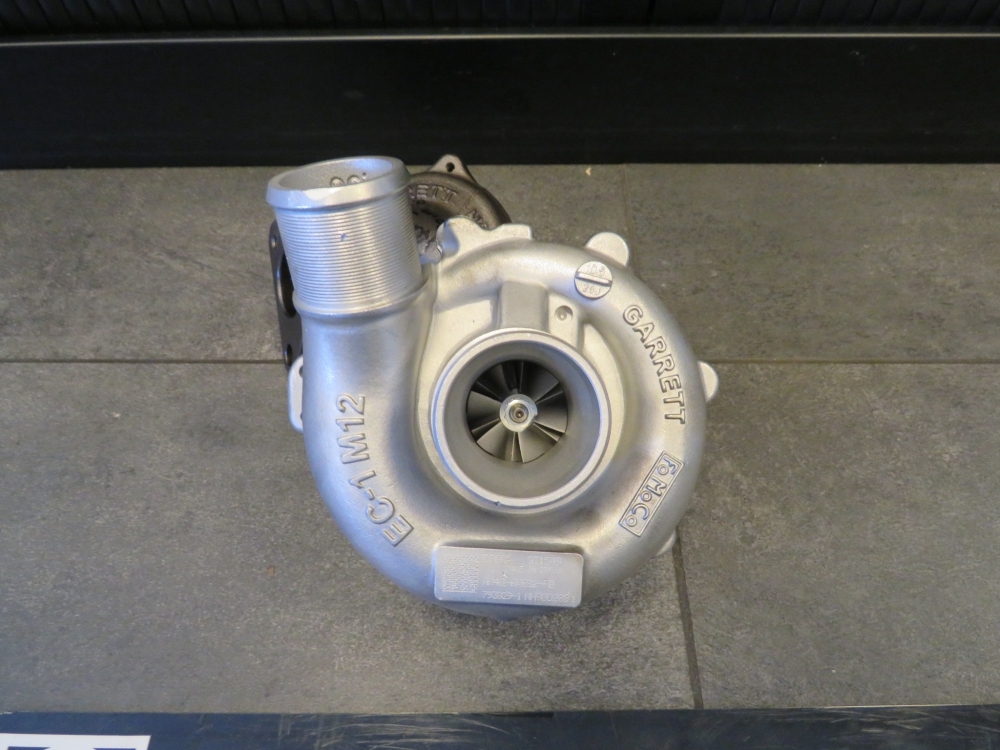 Range Rover 4.4 TDV8 linker turbo gereviseerd LR044563 AH4Q6K682FE