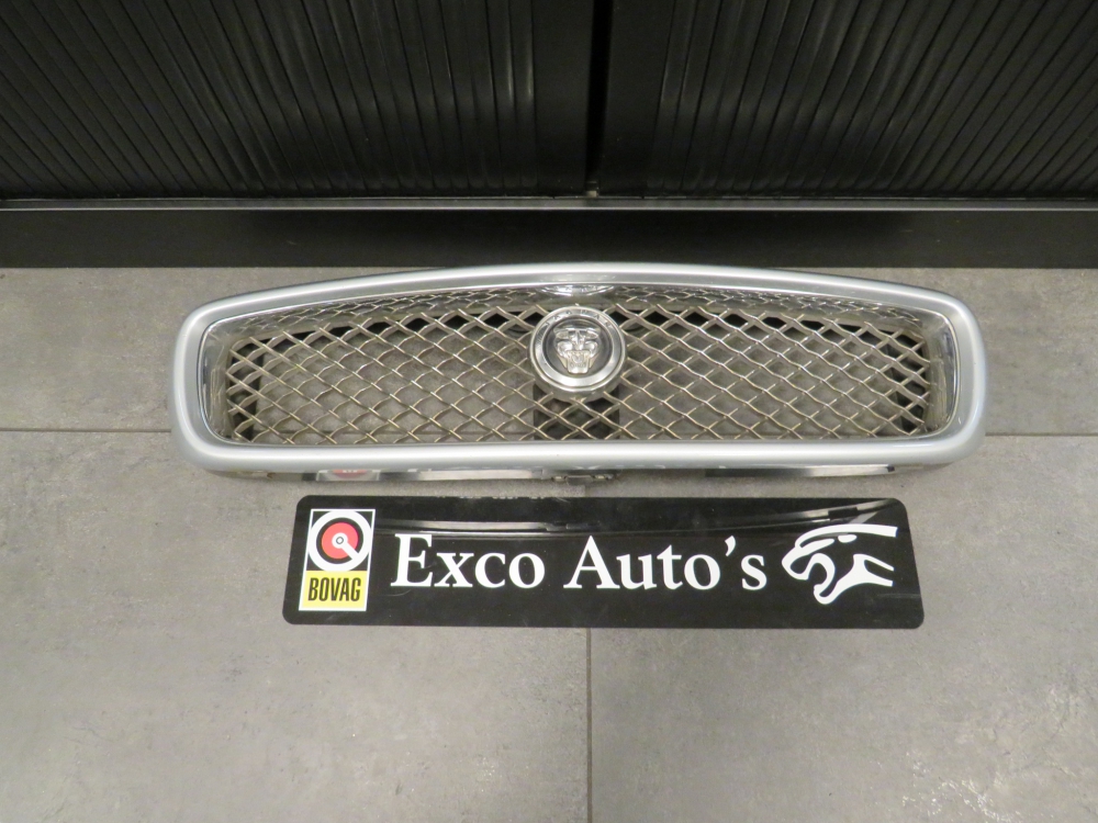 Jaguar X-Type Facelift grill from 2007 C2S46905 9X438A100AC Used
