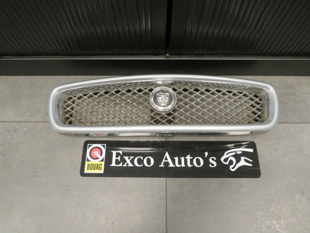 Jaguar X-Type Facelift Kuhlergrill ab 2007 C2S46905 9X438A100AC gebraucht