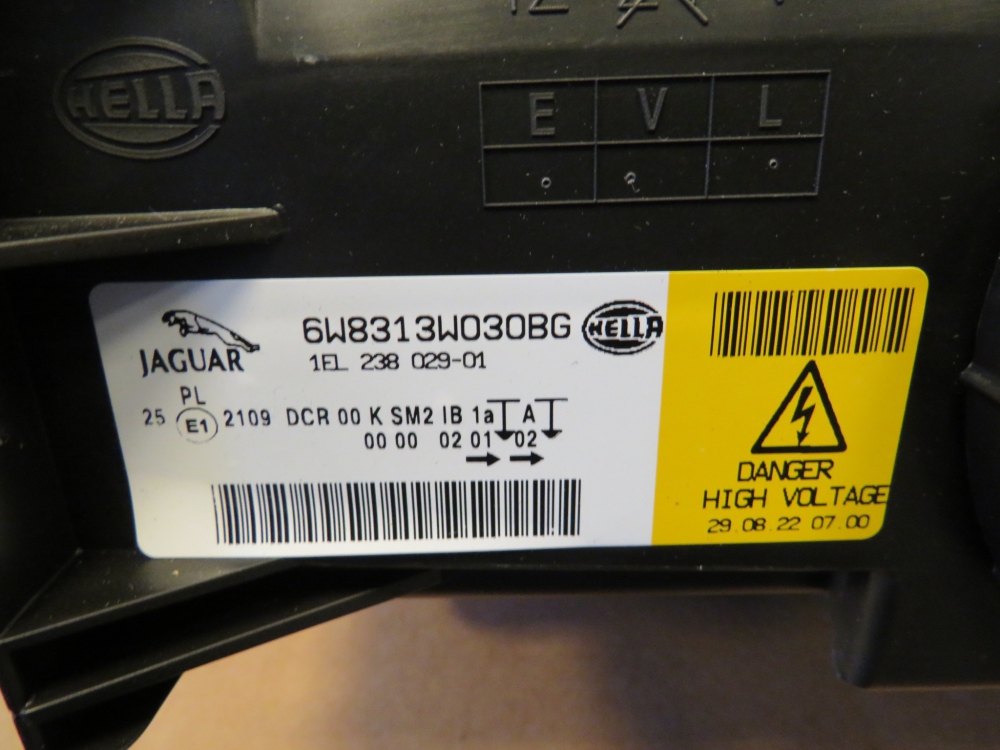 Jaguar XK koplamp set C2P21144 C2P21139 6W8313W030 6W8313W029 zonder bochtenverlichting Nieuw