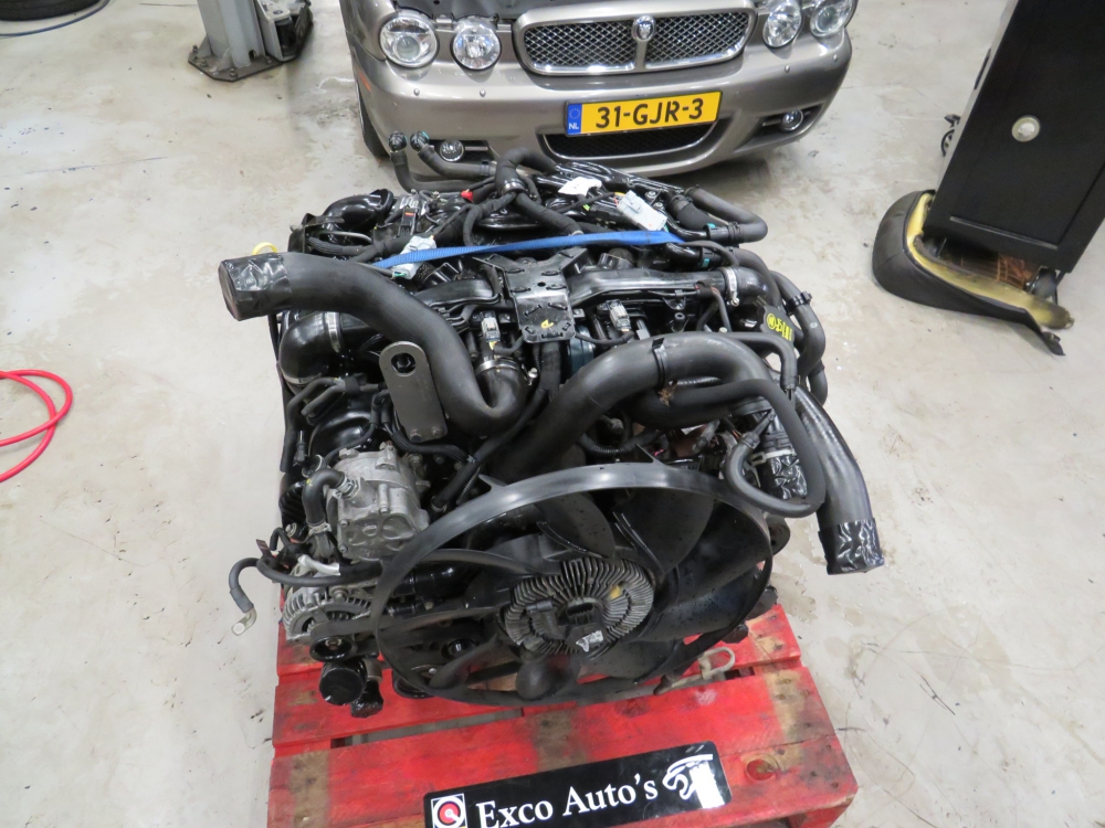 Range Rover Sport 3.6 TDV8 motor LR006702 mit 69324 Km Gebraucht