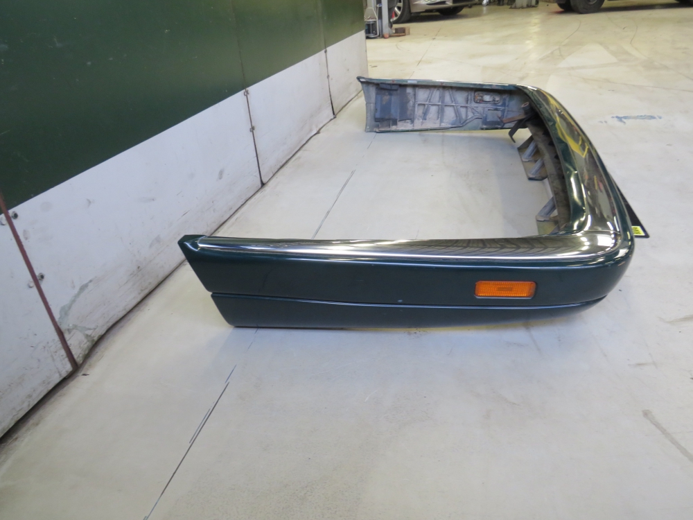 Jaguar XJ X300 Rearbumper Compleet BEC23341 BEC19956 Used