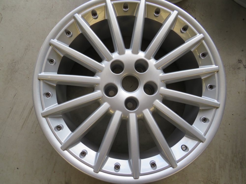 Jaguar XK8 XKR 1996 tot 2006 20 inch Sepang wheels C2N3121 C2N3122 9 en 10J Rebuild