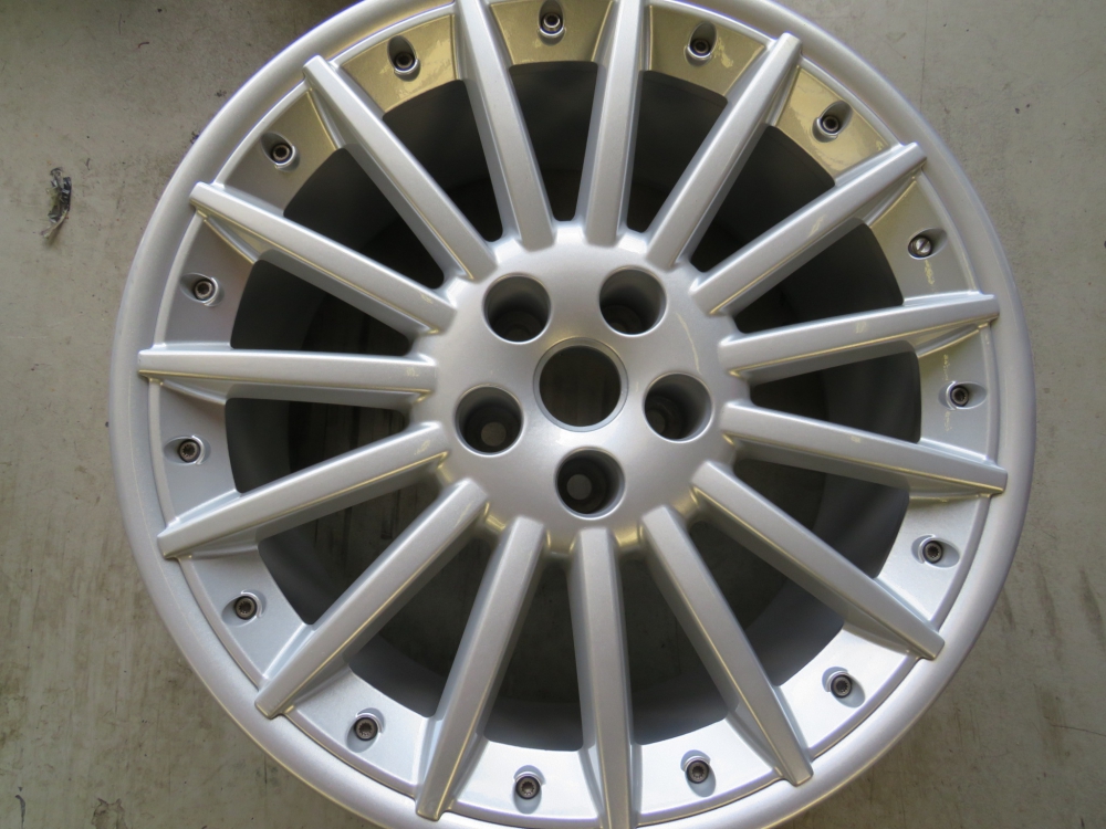 Jaguar XK8 XKR 1996 tot 2006 20 inch Sepang wheels C2N3121 C2N3122 9 en 10J Rebuild