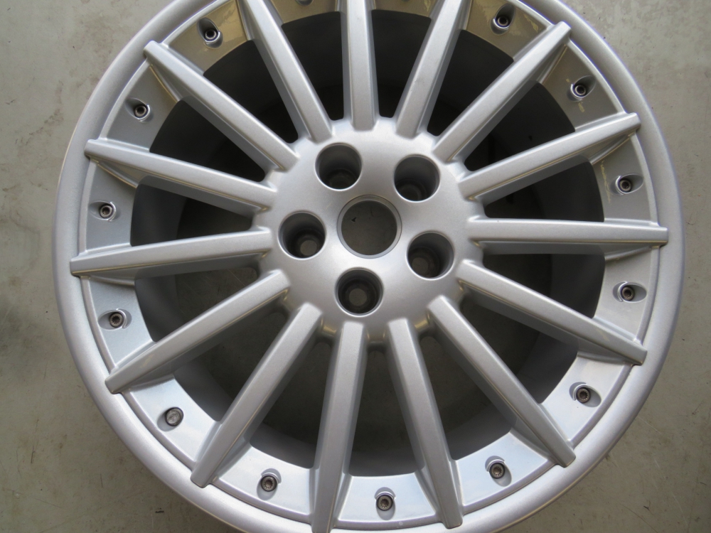 Jaguar XK8 XKR 1996 tot 2006 20 inch Sepang wheels C2N3121 C2N3122 9 en 10J Rebuild