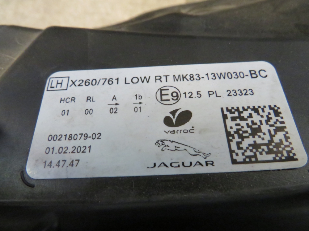 Jaguar Left LED headlight MK8313W030 T2H59228 used from MY 2020