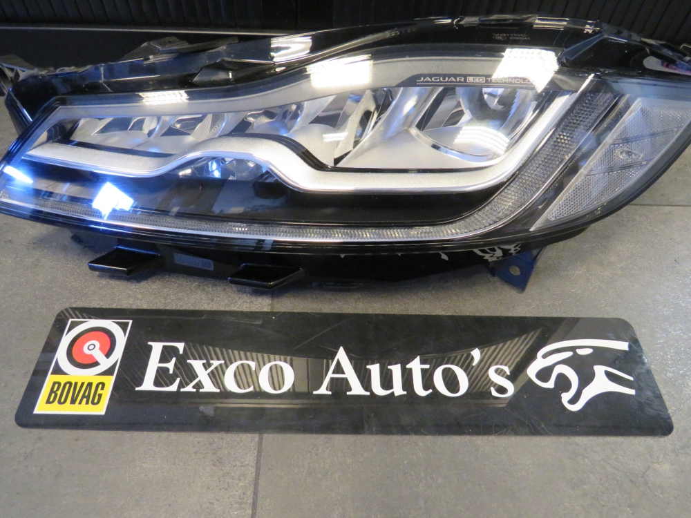 Jaguar Linker LED koplamp T2H24596 GX6313W030LF gebruikt