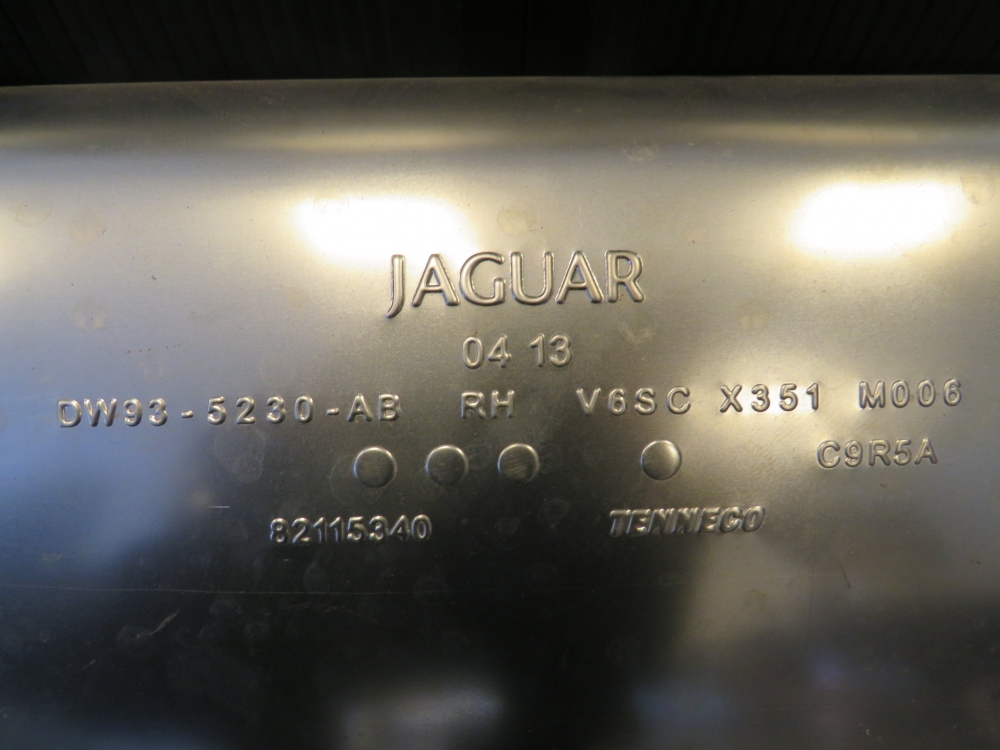 Jaguar XJ 3.0 V6 SC rechter uitlaatdemper C2D17099 DW935230AB Nieuw